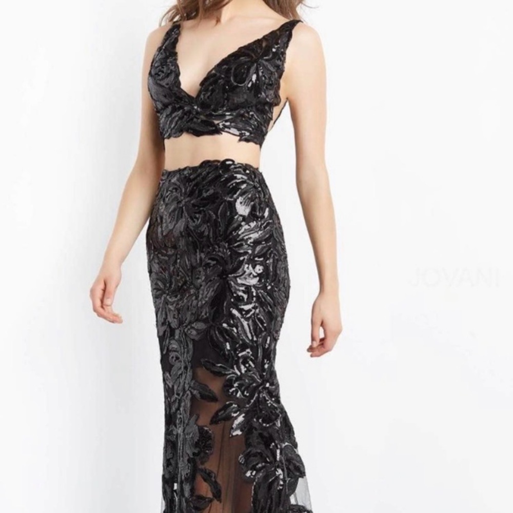 NEW JOVANI SZ 6 BLACK TWO PIECE ILLUSION SEQUIN TULLE FORMAL EVENING GOWN
